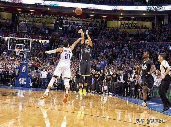 为什么nba三连冠好难(为什么近代NBA最长不过三连冠，因为联盟不允许太长的王朝出现)