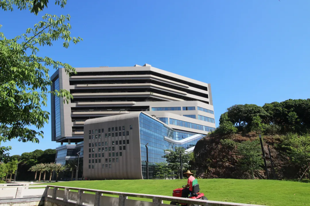 本科、专科过省线稳录取，欢迎填报广州科技职业技术大学