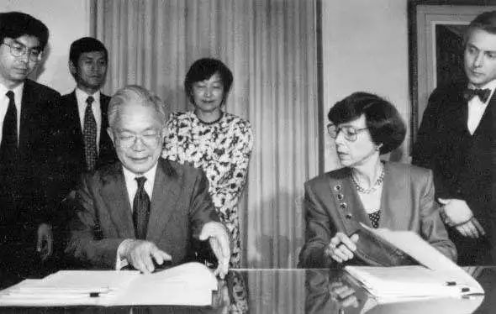 东芝半导体帝国的崩溃，是从1987年那场机床走私案开始的