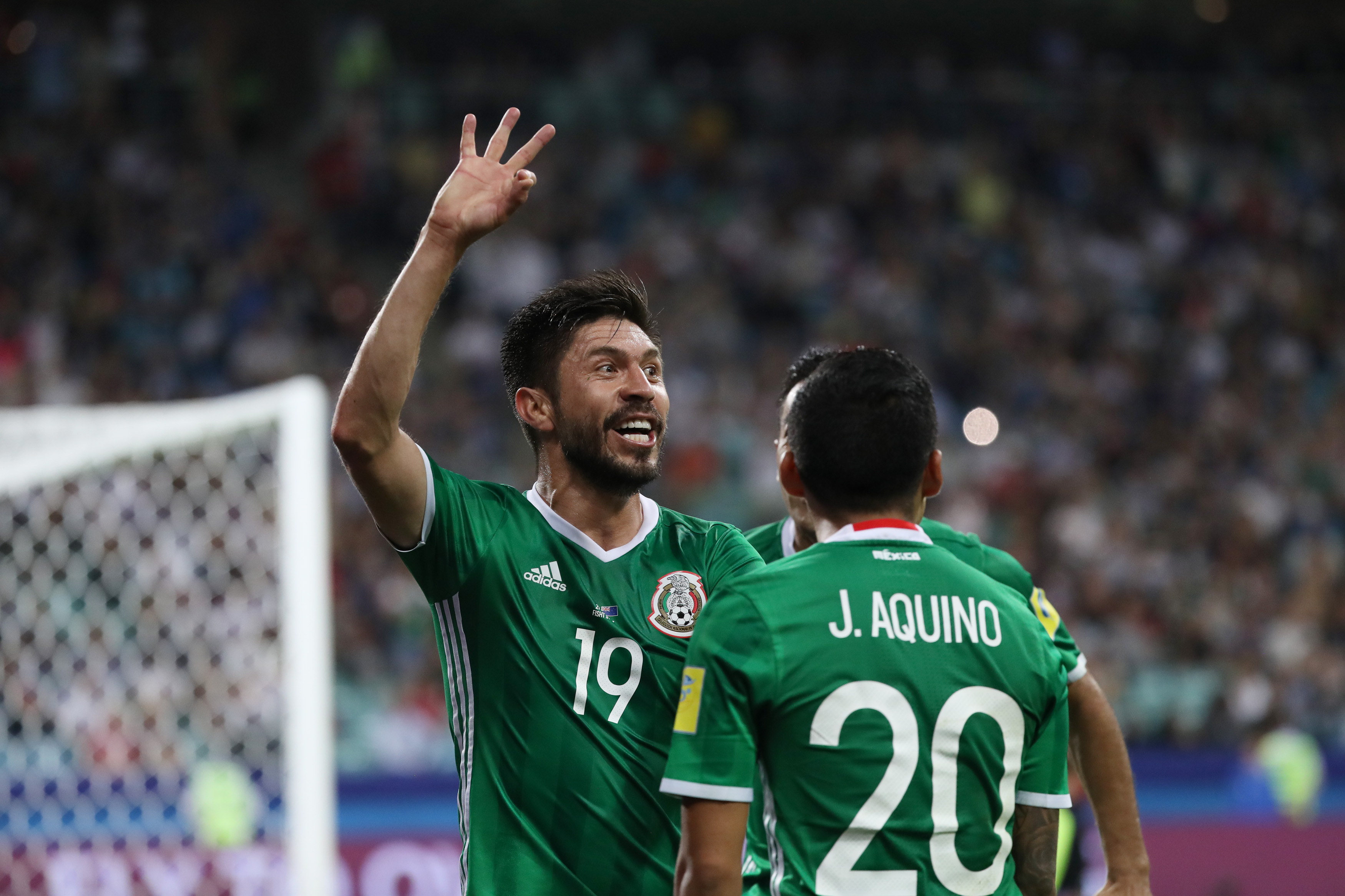 墨西哥国家队(疯狂的墨西哥国家队:一年踢26场国家队,队长已经出场172