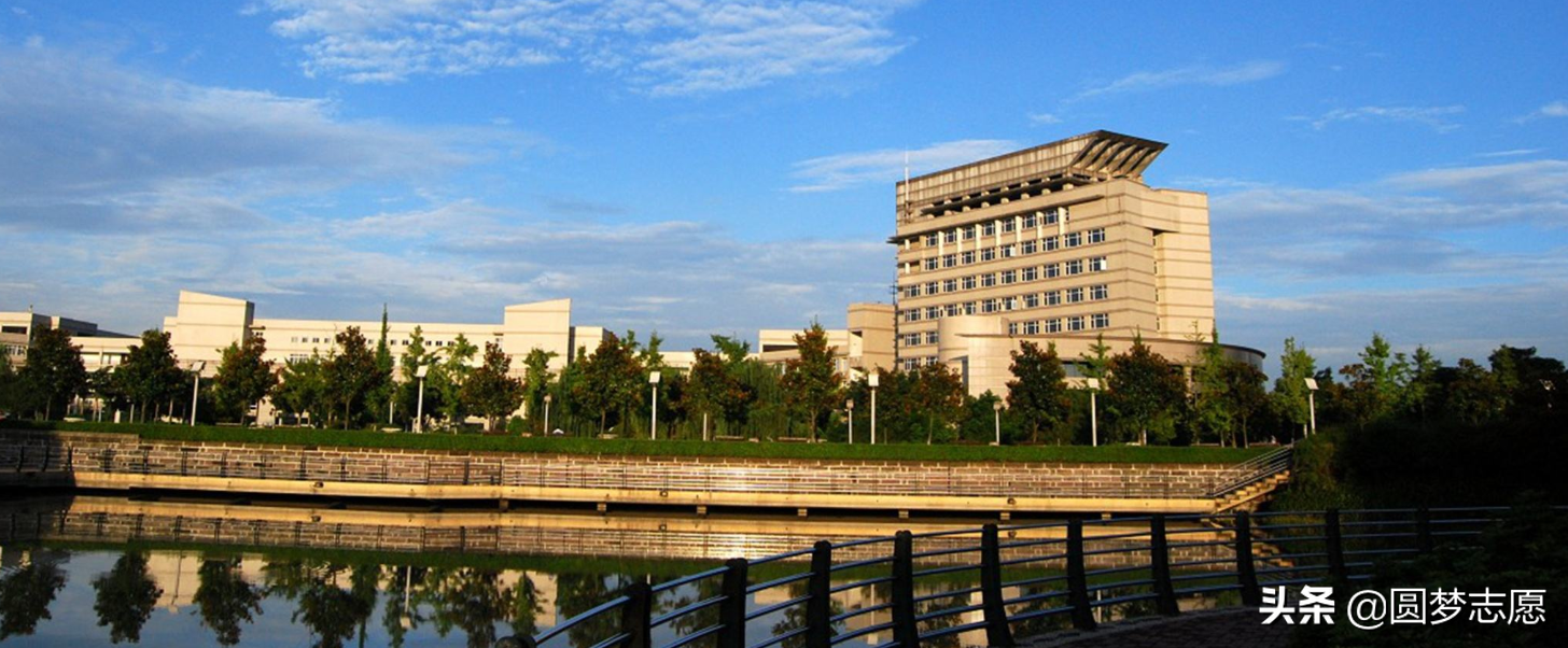 实力不输211，就业率也不低，西南石油大学不考虑一下？