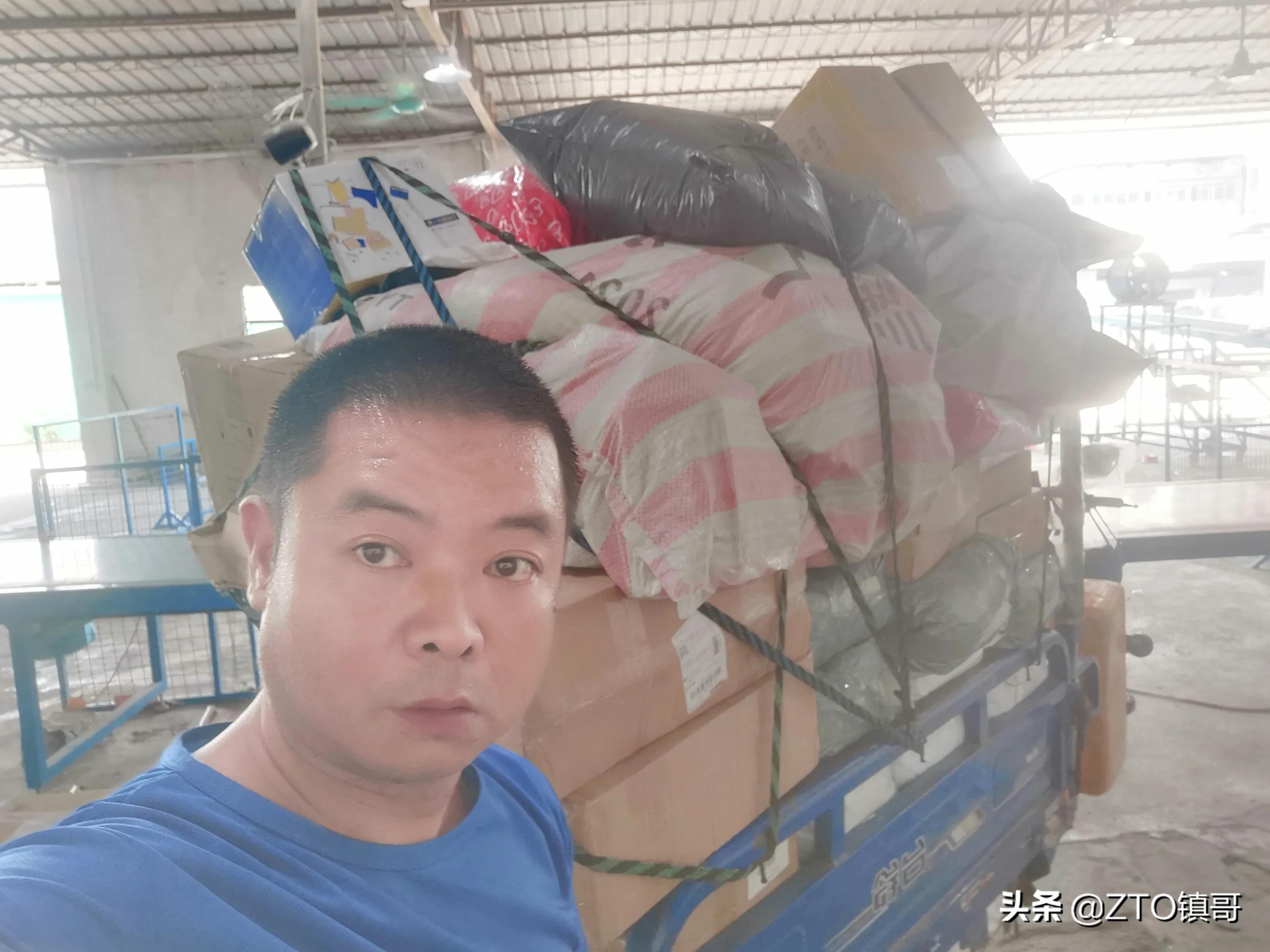 流转时光，青春远去永不再回，却是一段绕不开的美好