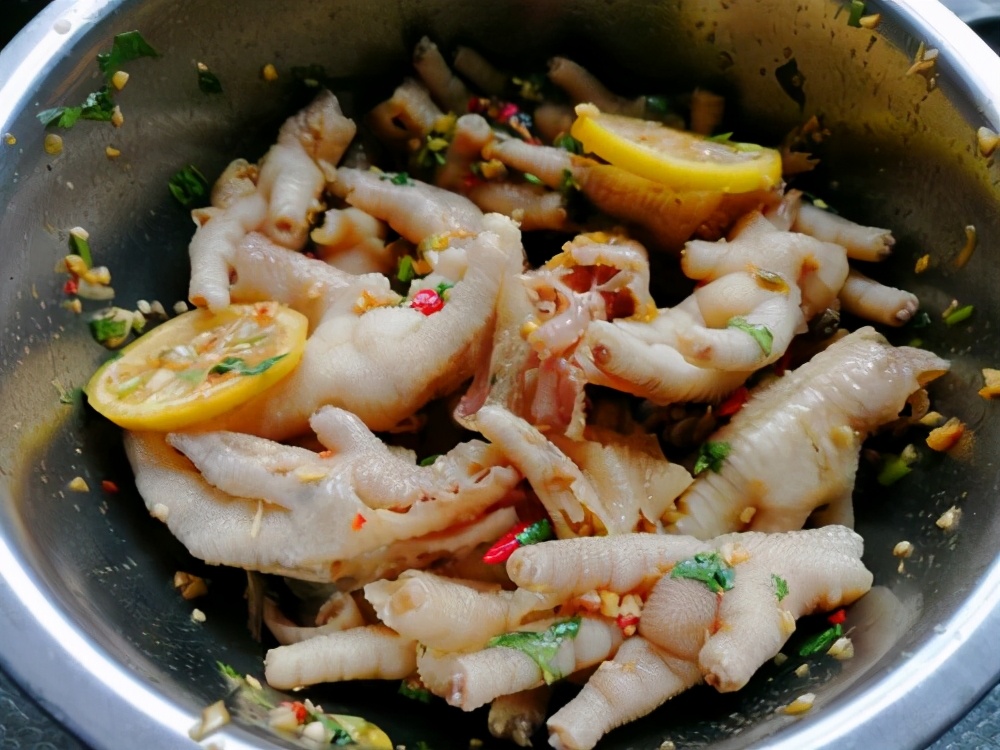 原来柠檬鸡爪做法这么简单，只需“一煮一泡”，学会不用出去买了