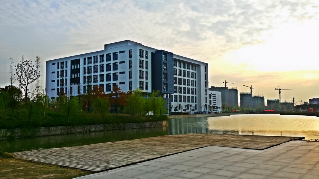 定了！江苏省多校合并迎来5所公办本科，分数不高适合捡漏