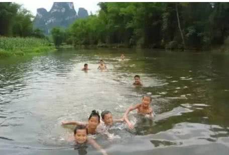 80逝去的青春 (1)上,放学路上的回忆(夏天)