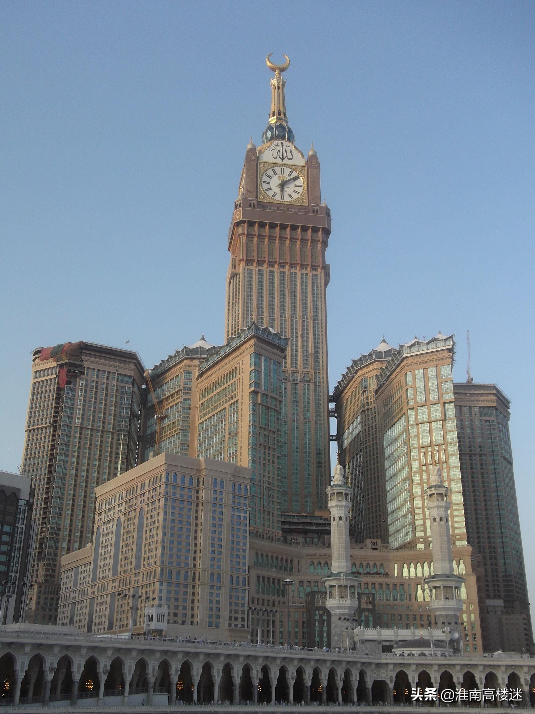 承建商: 沙特binladen集团 入驻公司: 暂无设计者: dar al-handasah s