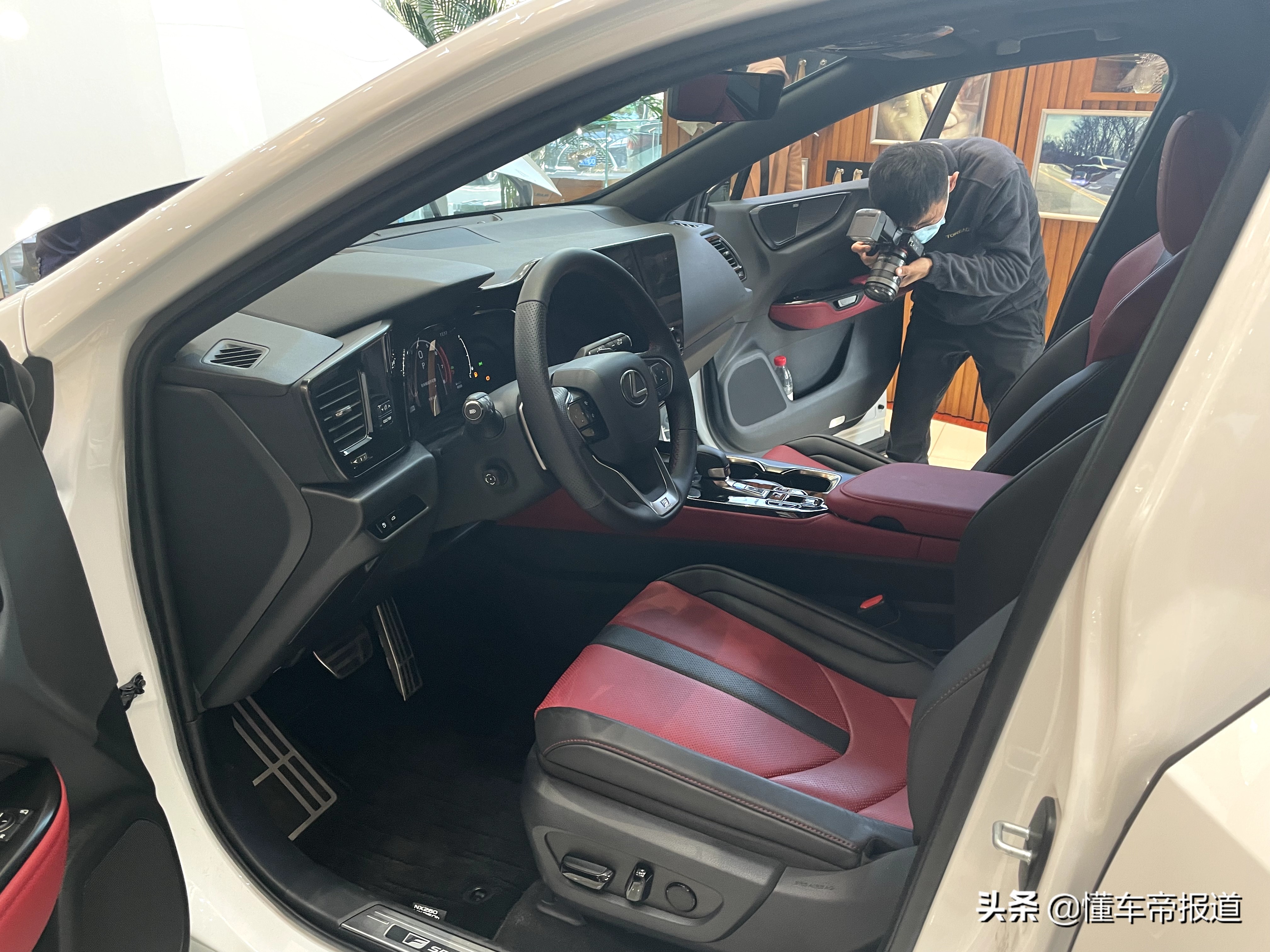新车 </p><p>　　 或32.5万起售，全新雷克萨斯NX到店，有望11月内上市