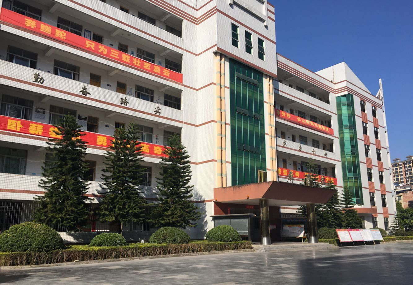 广西河池好高中，都安高中再续辉煌，理科最高706分，创历史纪录