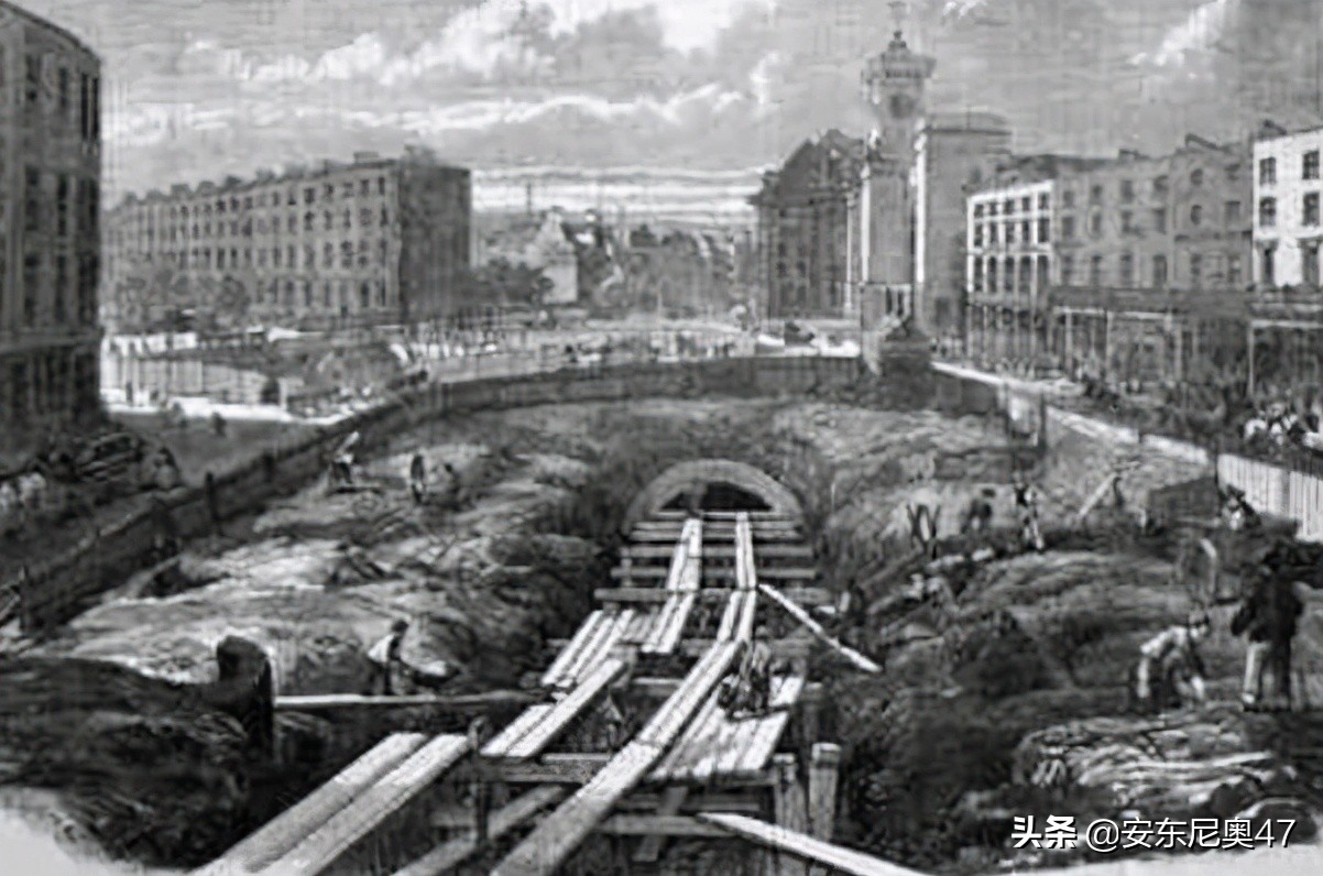 世界第一条地铁（世界上第一条地铁，英国伦敦1863年的大都会地铁）
