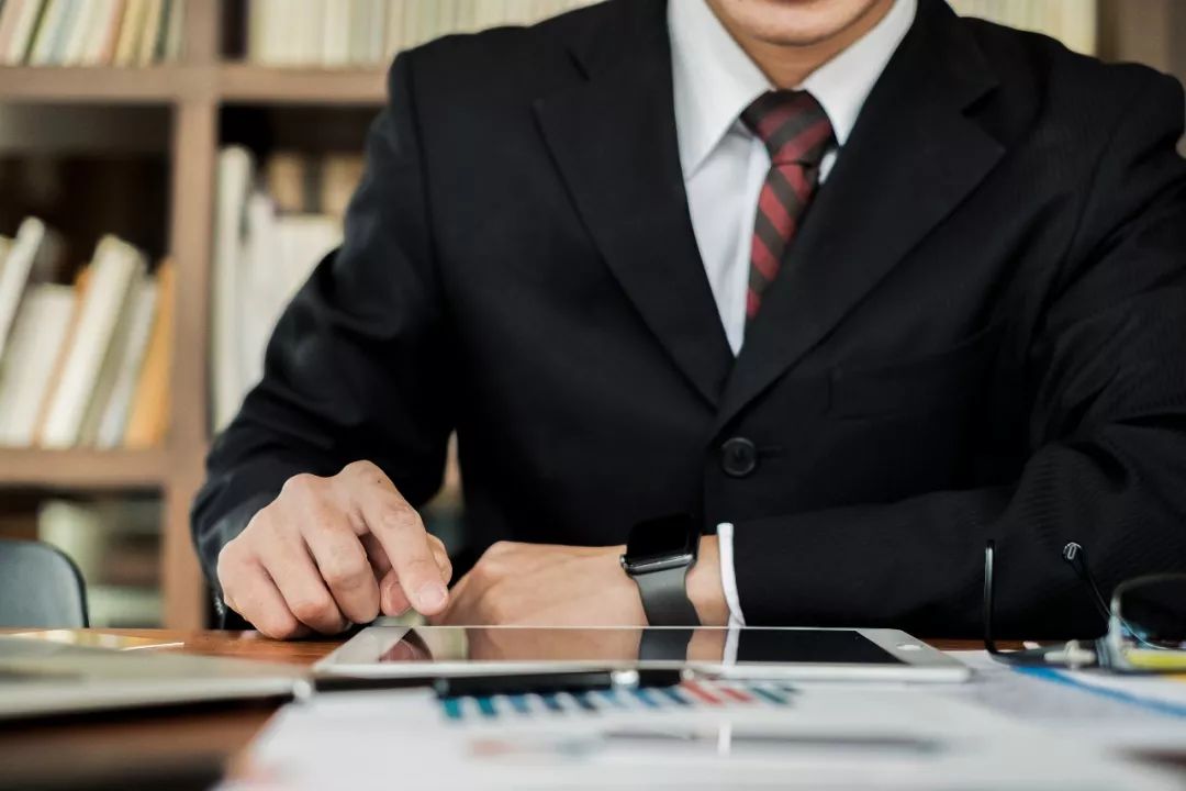 审计行业惊爆一声雷，最大内资审计机构瑞华雪崩，谁该为造假负责