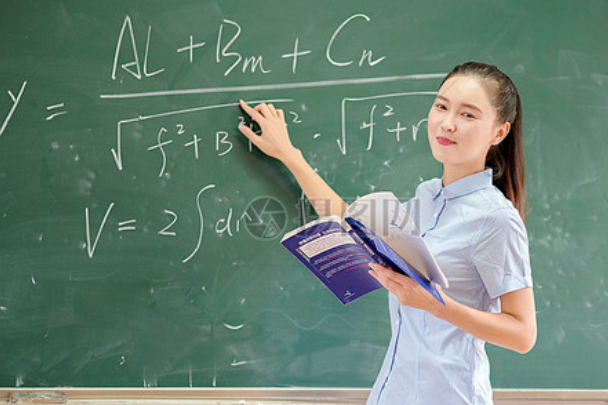 毕业后才发现，文科生和理科生差别这么大，幸好当初没有选错