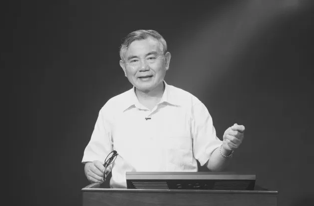 深切缅怀！从江苏扬中走出，他用58字影响一所百年名校至今！