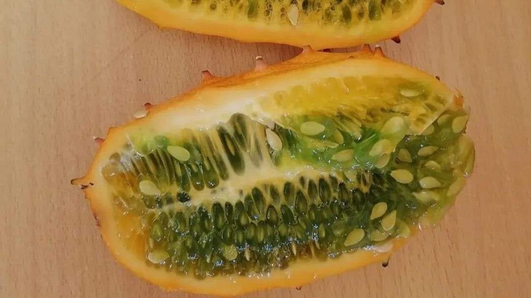 《复联4》中灭霸最爱吃的火参果，却遭女朋友吐槽，太难吃