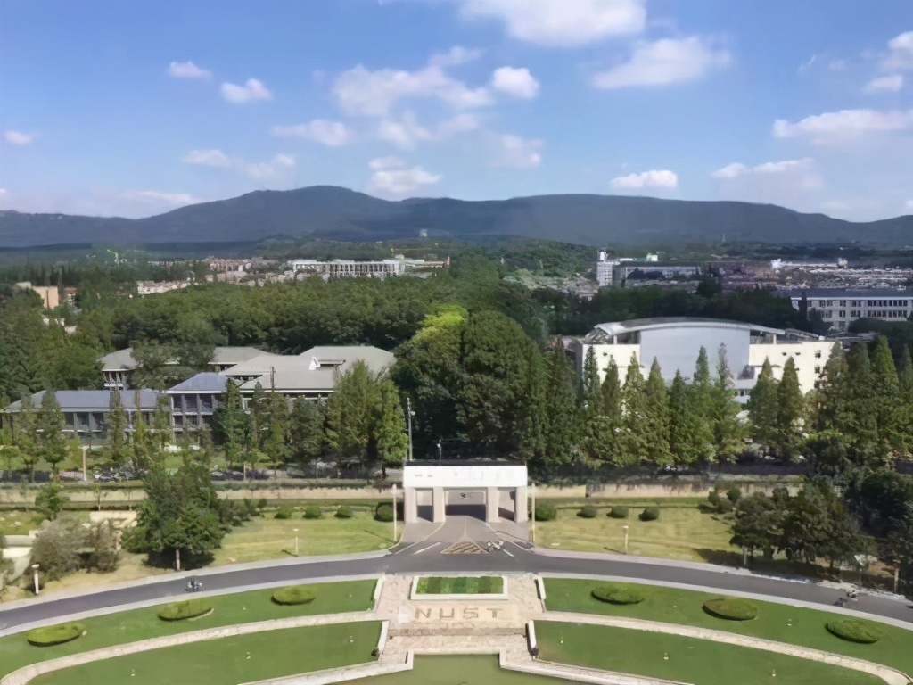 这所211大学太“憋屈”，就业率高达90%，却常被认为是普通大学