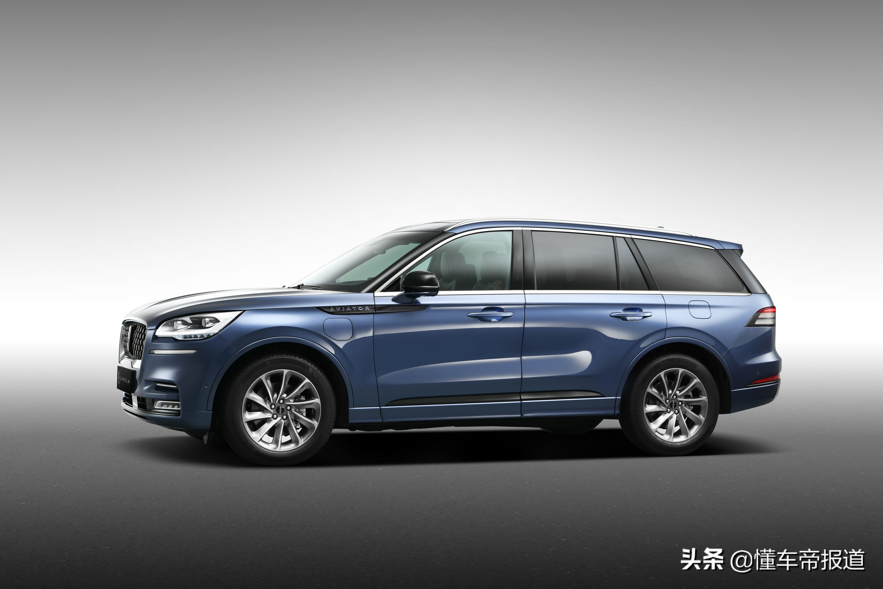 挑战宝马X5、奔驰GLE，全新林肯飞行家上市，售价62.88-81.88万元