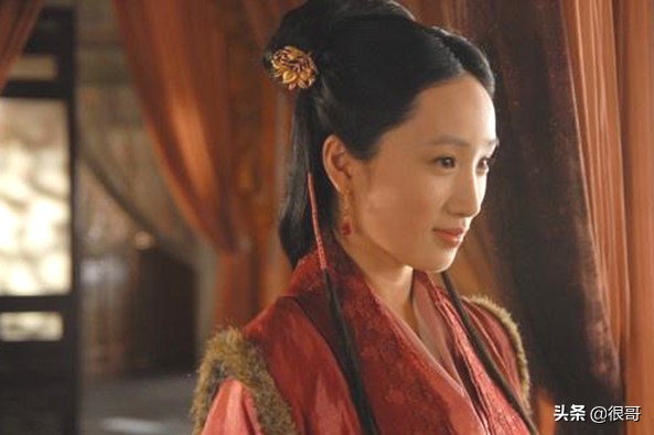 突围：任东霖剧中扮王平安，曾坦言演反派更过瘾，妻子演过红楼梦