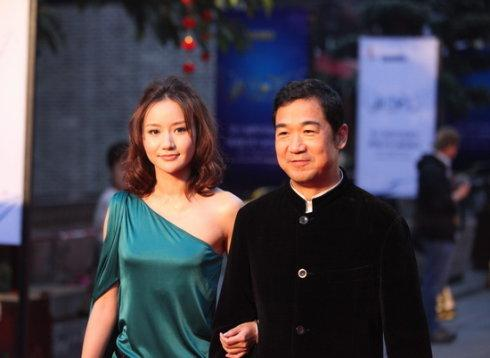 《铁齿铜牙纪晓岚》21年：铁三角发展各异，众女角做微商、嫁豪门