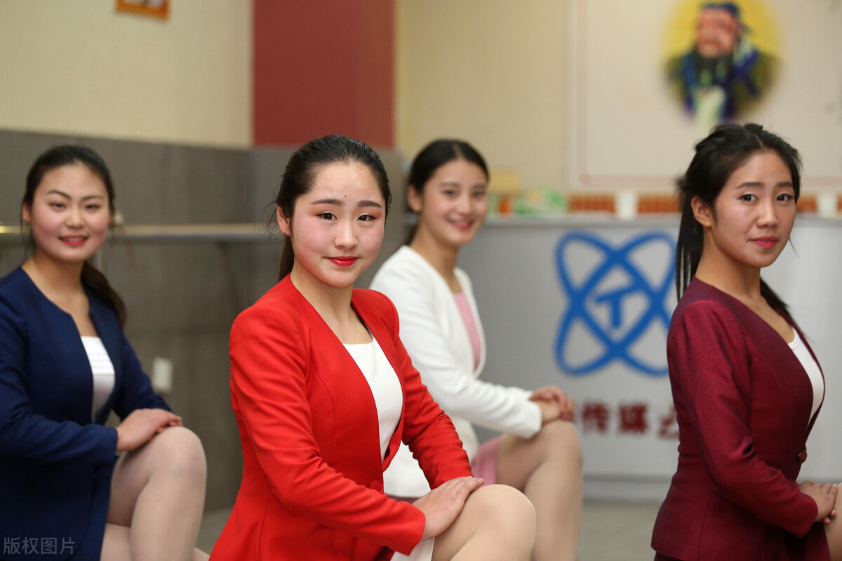 播音与主持艺术院校有哪些？全国共有260余所，其中15所需校考