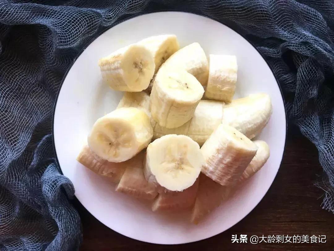 苹果香蕉奶昔（苹果和香蕉奶昔的功效作用）