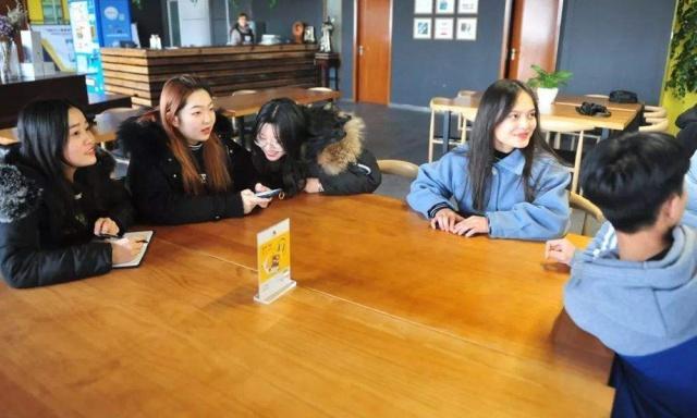 大学阶段，尽量别和这3种人处朋友，能避开则避开，能远离最好