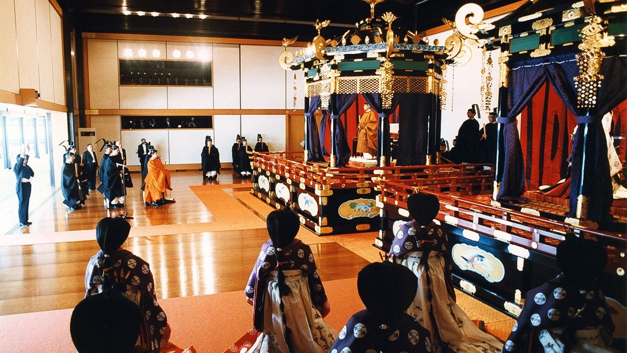 日本新天皇登基日本皇宫宣告第一皇位继承人