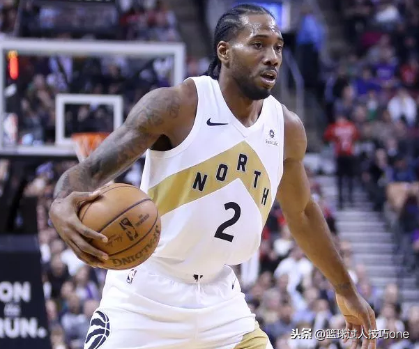 nba白色球衣有哪些(美球迷评NBA历史30大最美球衣：湖人3件上榜，乔丹公牛球衣最经典)