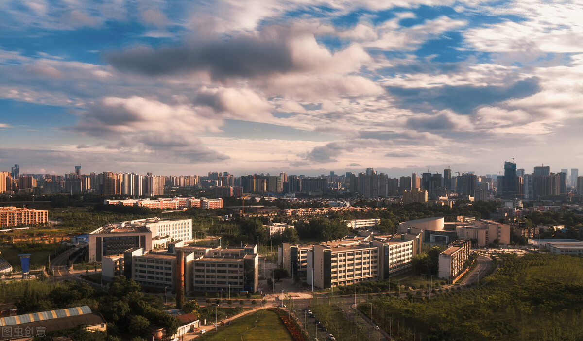 成都理工大学专业（2021成都理工大学在川招生大增663人）