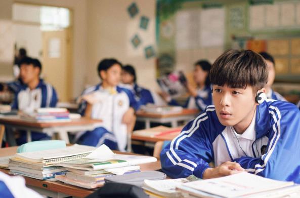 高考当天为什么不能穿校服？原因或不止一条，听听老师怎么说