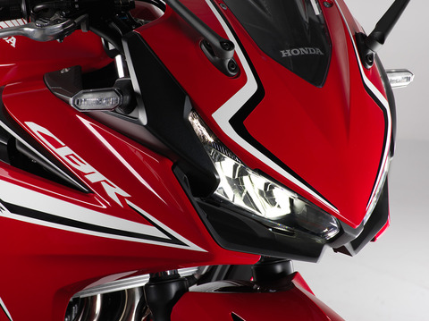 凤凰涅槃的本田CBR400R仿赛，能否与川崎忍者400相抗衡