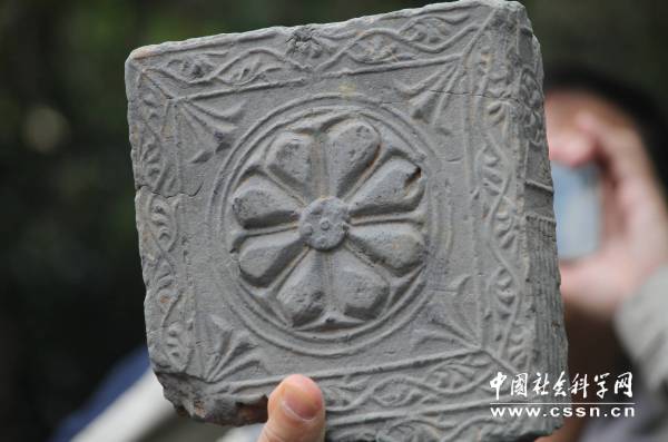 南京石头城遗址首次发现南朝城门