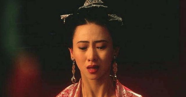 翁虹的风月情史，从性感女神变为贤妻良母，靠美色征服了5个男人