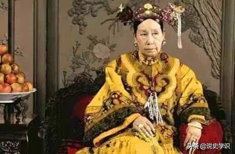 人无害虎心,虎有伤人意。讲话一定要谨慎，小心“祸从口出”