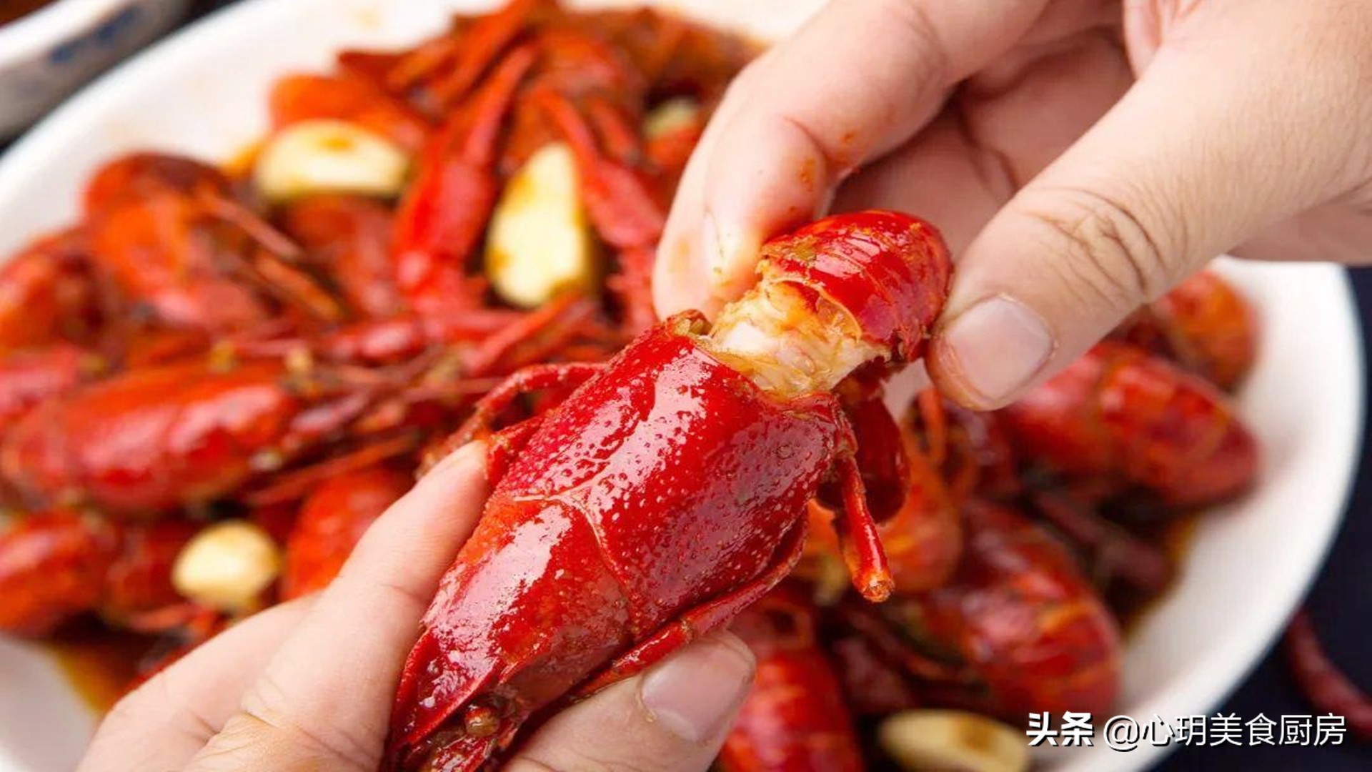 小龙虾的头能不能吃（小龙虾3个部位可能自带毒素）