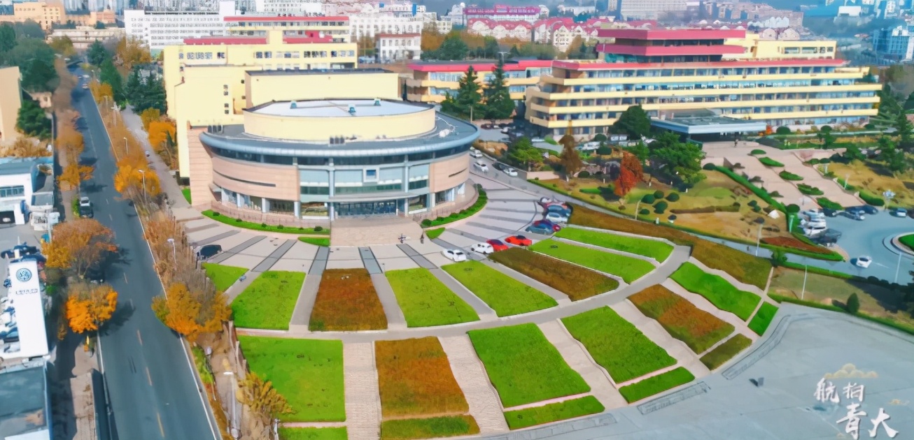 央视频频聚焦！占地2655亩，这所建在海边的山东高校，已跻身全国百强！
