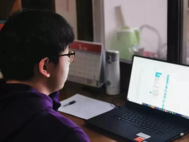 大连外国语大学：正青春，共担当！我们同赴风雨征程！@大连大学