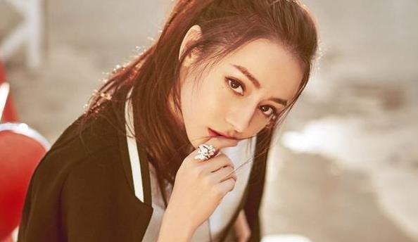 明星频繁登上高考模拟卷，送分题也甘愿选错，学生和家长争吵不休