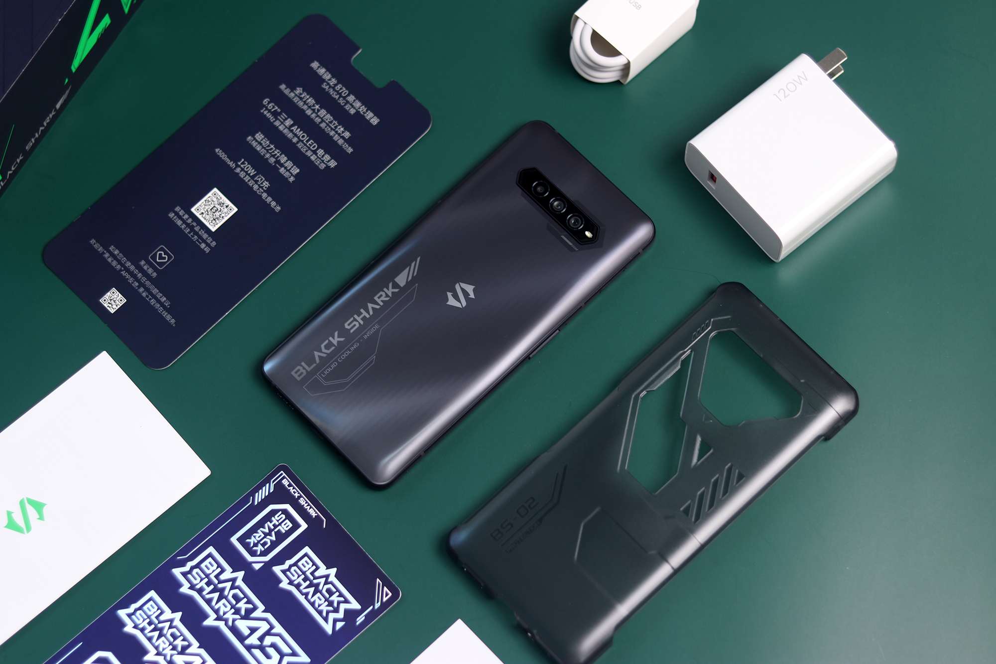 游戏手机王者，可能是最猛的骁龙870手机：黑鲨4S上手体验