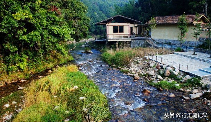 广东最佳自驾顶级度假村，南昆山天堂顶十字水，峭壁无边泳池温泉