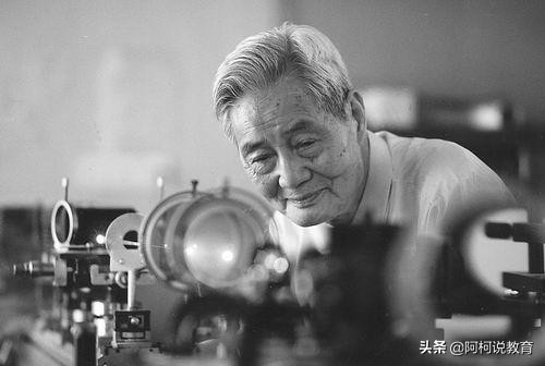 我国师范大学排名，南京师大未进前3，东北师大、华师谁更好？