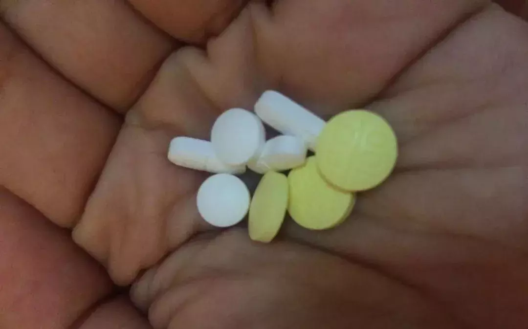 00后已经开始抑郁了，30%的大学生认为自己有严重的抑郁倾向，抑郁后该怎么办？