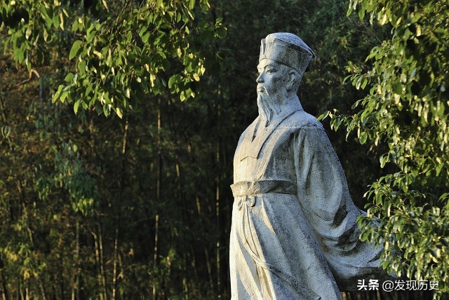 苏轼醉了，提笔写诗一首，风趣幽默，写尽千古风流