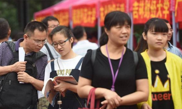 同一所大学，为何会分为一本和二本同时招生，两个批次有何差别？