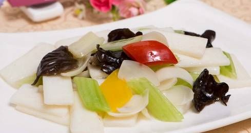 金牌月嫂月子餐食谱（产后28天高端月子餐食谱大全）