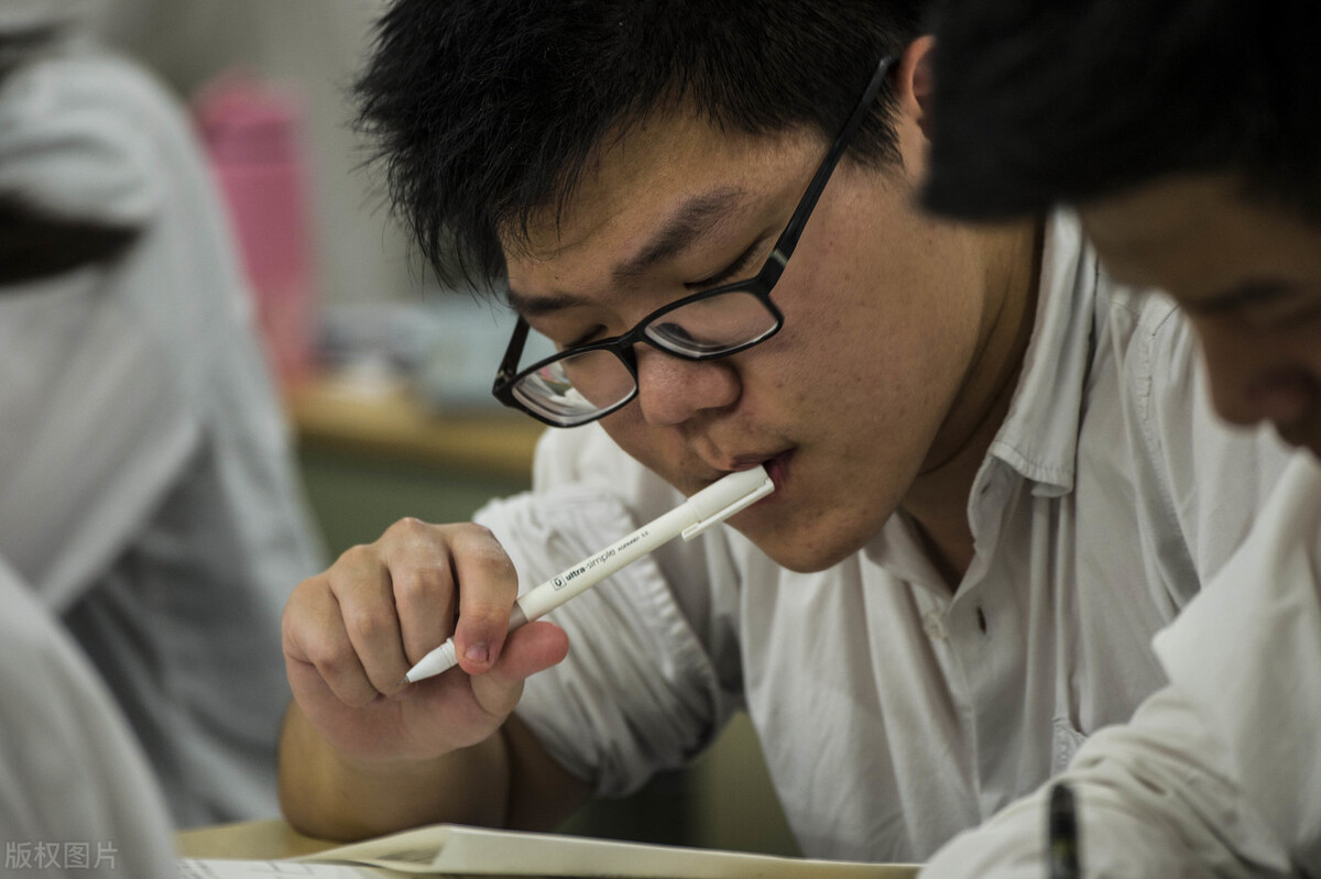 老师，我高三3/400分，高考还有机会么？该怎么努力？