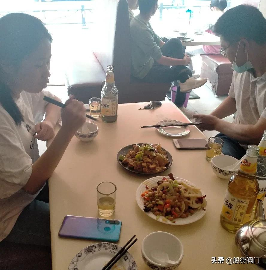 般德团建丨放下手机，放肆游戏，发现身边的乐趣
