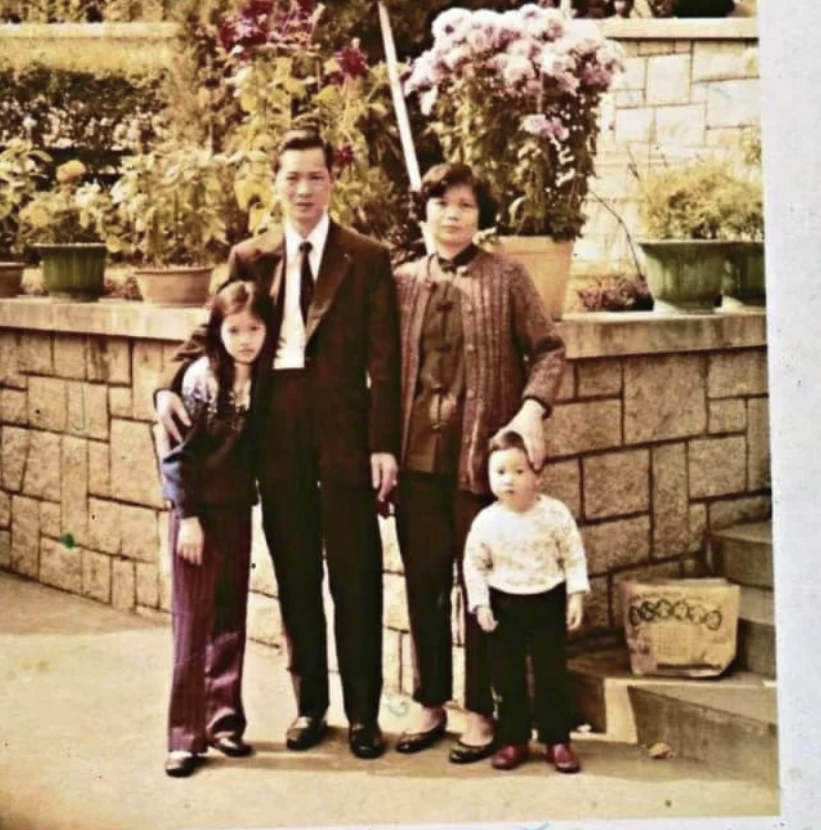 “四大癫王”蓝洁瑛：20岁出道，21岁演梁朝伟老婆，55岁逝于厕所