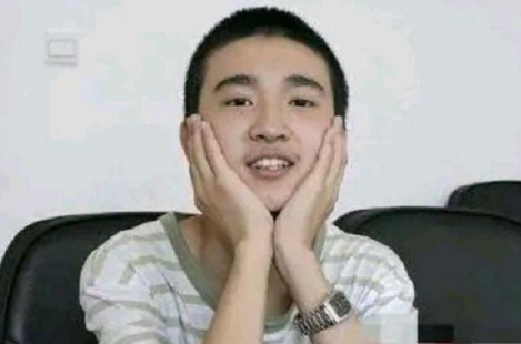 “疯狂跳级”的9省高考状元，上课只要一抬头，老师都开始紧张