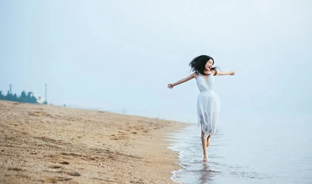 六月：​心怀阳光，微笑前行