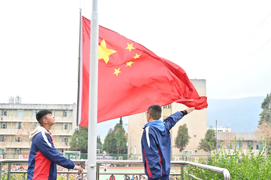 271教育丨这样的爱国教育,让孩子们热血沸腾