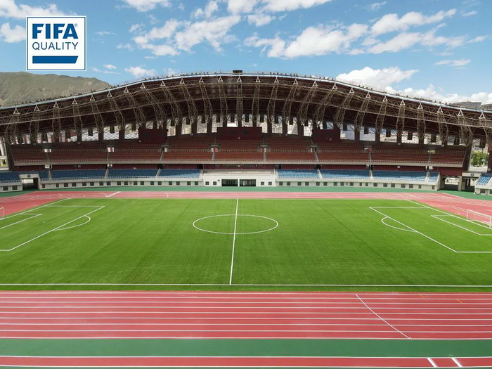 世界海拔最高的第一片FIFA认证人造草足球场地诞生了